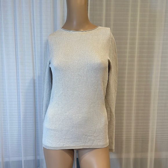 Giorgio Armani Beige and White Knit Sweater - Picture 2 of 7